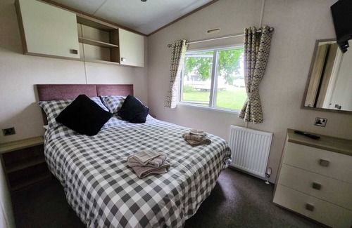 St Margaret's at Cliffe Cabin | D&ashortbreaks-stmargaretsbay-parking