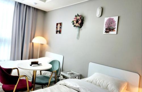 Seongnae-dong Apartment | Daegu Star B&B DSR Hotel lily