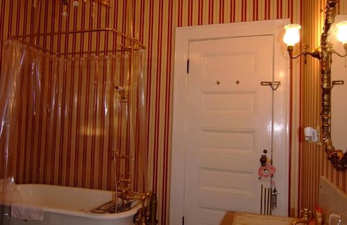 Monticello Bed & Breakfast | Daffodale House B&B