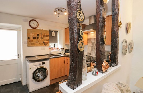 Flookburgh Cottage | Daffodil Cottage