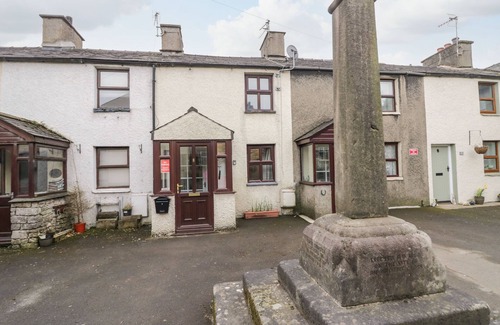 Flookburgh Cottage | Daffodil Cottage