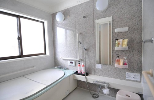 Asahi-machi House | Daichan Farm Guest House