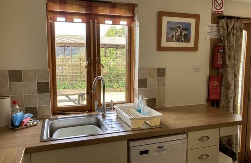 Colyton Cottage | DAISY COTTAGE in peaceful rural location