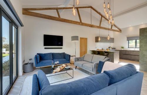 East Dereham House | Daisys Barn