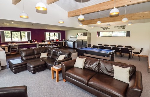 Ingleton Cottage | DALE'S LODGE, family friendly, with a garden in Ingleton