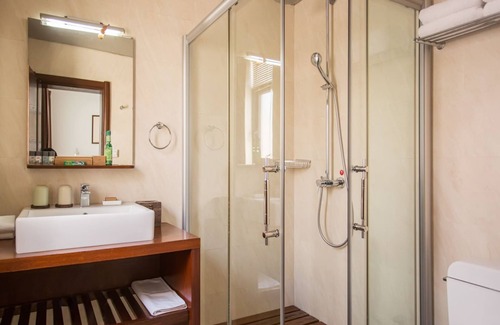 Dali Ancient Town Bed & Breakfast | Dali Yanqingshanju Inn
