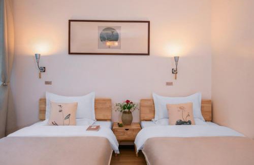Caicun House | Dali Yanyuan Erhai Retreat