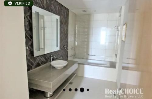 Business Bay Apartment | DAMAC Towers by Paramount Hotels & Resorts Dubai