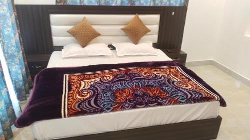 Srinagar House | dameer palace