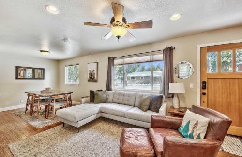 Tahoe Paradise House | Dancing Bear Cabin - Pet Friendly Sleeps 4 Totally cute