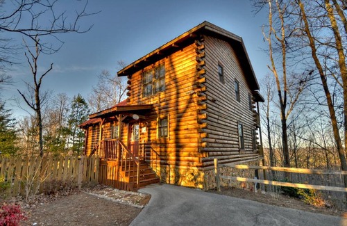 Morganton House | Dancing Bears Mountain View Near Blue Ridge