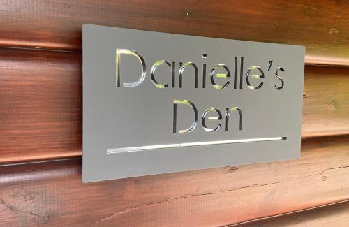 North Wheatley Apartment | Danielle’s den