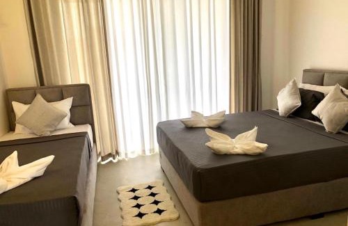 Hikkaduwa Hotel | Danish Crown Hotel