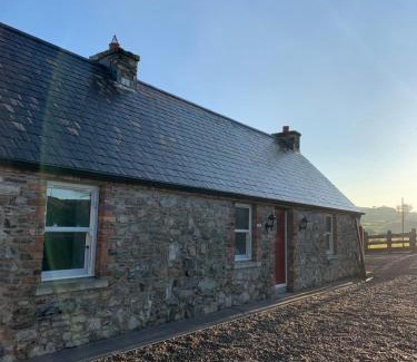 Dromore House | Dans Wee Cottage Slieve Croob Dromara Castlewellan Newcastle