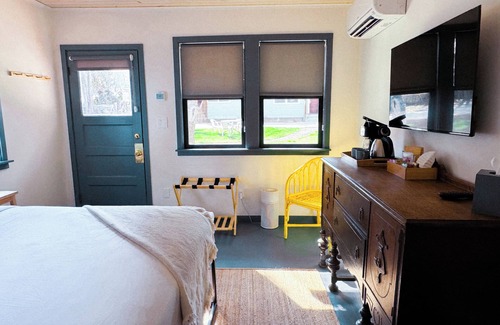 Nevada City Cottage | Daphne Cottage at Piety Hill Cottages