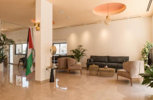 Bethlehem Hotel | Dar Al Mauge Boutique Hotel with Outdoor Pool