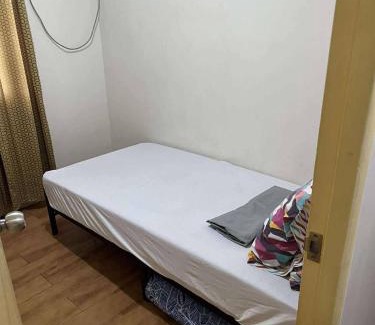 Sasa Apartment | Davao Condo 2BR Pool Wifi Netflix