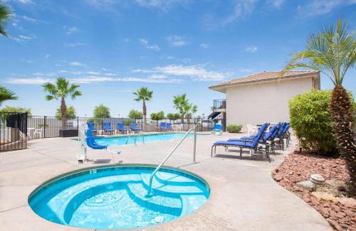 Lake Havasu City Hotel | Days Inn by Wyndham Lake Havasu