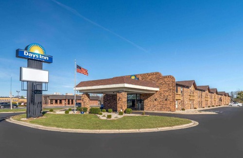 Anderson Hotel | Days Inn by Wyndham Anderson IN