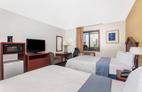 Austin Hotel | Days Inn by Wyndham Austin