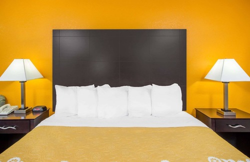 Calvert City Hotel | Days Inn by Wyndham Calvert City/Paducah East