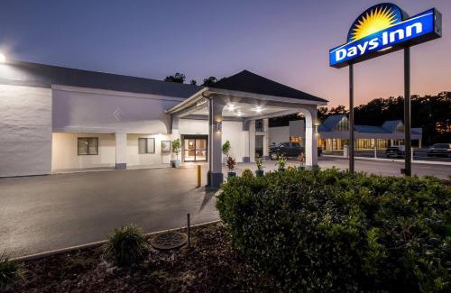 Goose Creek Hotel | Days Inn by Wyndham Goose Creek