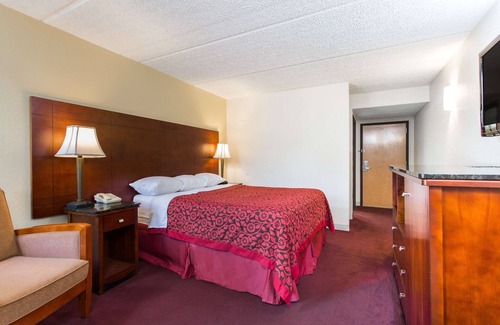 Archdale Hotel | Days Inn by Wyndham High Point/Archdale