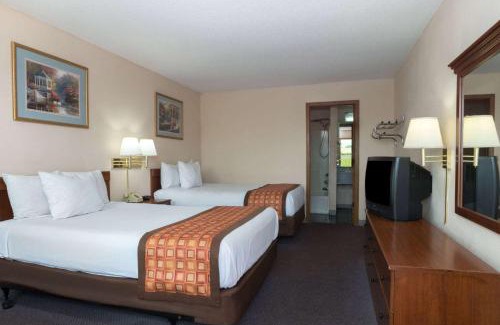Indianapolis Hotel | Days Inn by Wyndham Indianapolis East Post Road