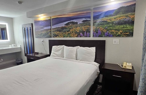 Indianapolis Hotel | Days Inn by Wyndham Indianapolis East Post Road