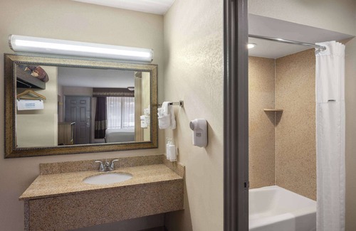 Klamath Falls Hotel | Days Inn by Wyndham Klamath Falls