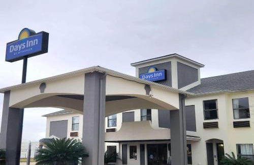 Lafayette Hotel | Days Inn by Wyndham Lafayette Scott