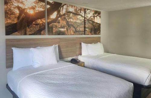 Lafayette Hotel | Days Inn by Wyndham Lafayette Scott