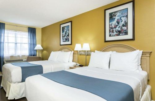 Madison Hotel | Days Inn by Wyndham Madison