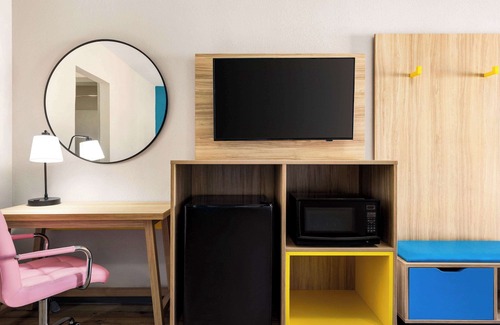 Whitehaven Hotel | Days Inn by Wyndham Memphis at Graceland