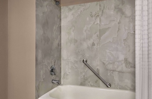 Whitehaven Hotel | Days Inn by Wyndham Memphis at Graceland