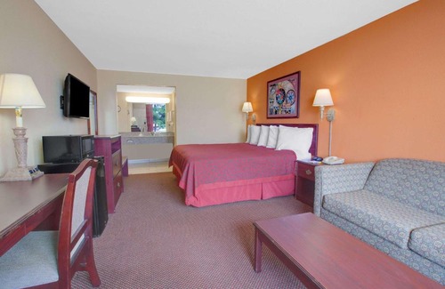 Okemah Hotel | Days Inn by Wyndham Okemah