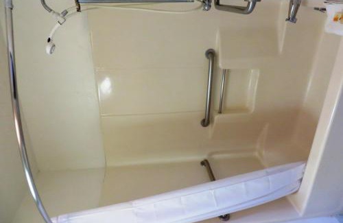 Plainfield Hotel | Days Inn by Wyndham Plainfield