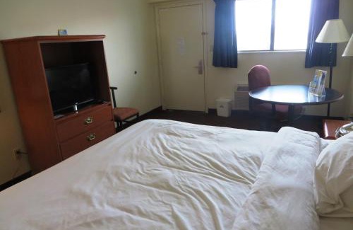 Plainfield Hotel | Days Inn by Wyndham Plainfield