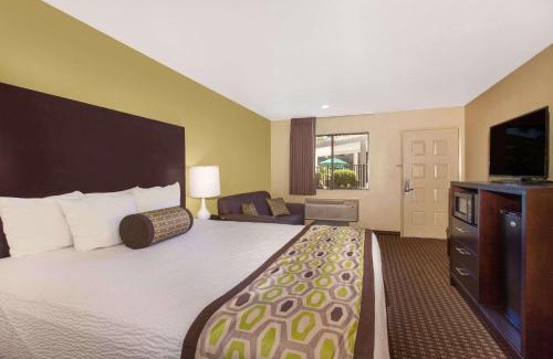 Milpitas Hotel | Days Inn by Wyndham San Jose Airport