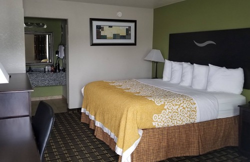 West Memphis Hotel | Days Inn by Wyndham West Memphis
