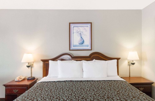 West Point Hotel | Days Inn by Wyndham West Point