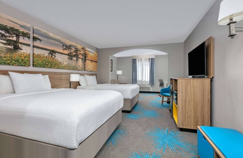 Cabot Hotel | Days Inn & Suites by Wyndham Cabot