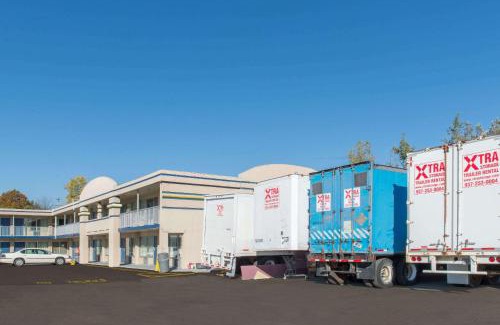 Murlin Heights Hotel | Days Inn & Suites by Wyndham Dayton North