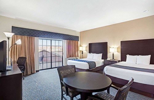Page Hotel | Days Inn & Suites by Wyndham Page Lake Powell
