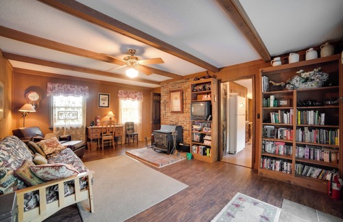 Dayton House | Dayton Home w/Pool & Deck on 37 Private Acres!