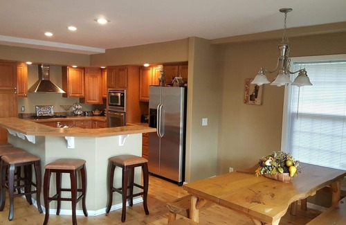 Galien House | Dayton Lake Cottages in Southwest Michigan 90 min from Chgo Close to New Buffalo