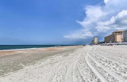 Ortona Park Apartment | Daytona Beach Resort