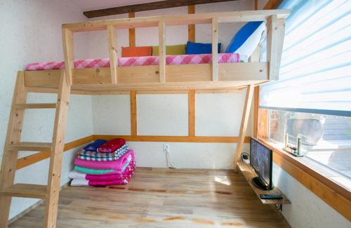 Jeonju House | Ddlanchae Hanok Stay - Main House