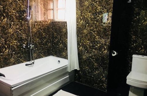 Benin City Hotel | De Brit Hotel