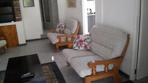 Schoemanshoek Cabin | De Oude Meul Country Lodge & Restaurant